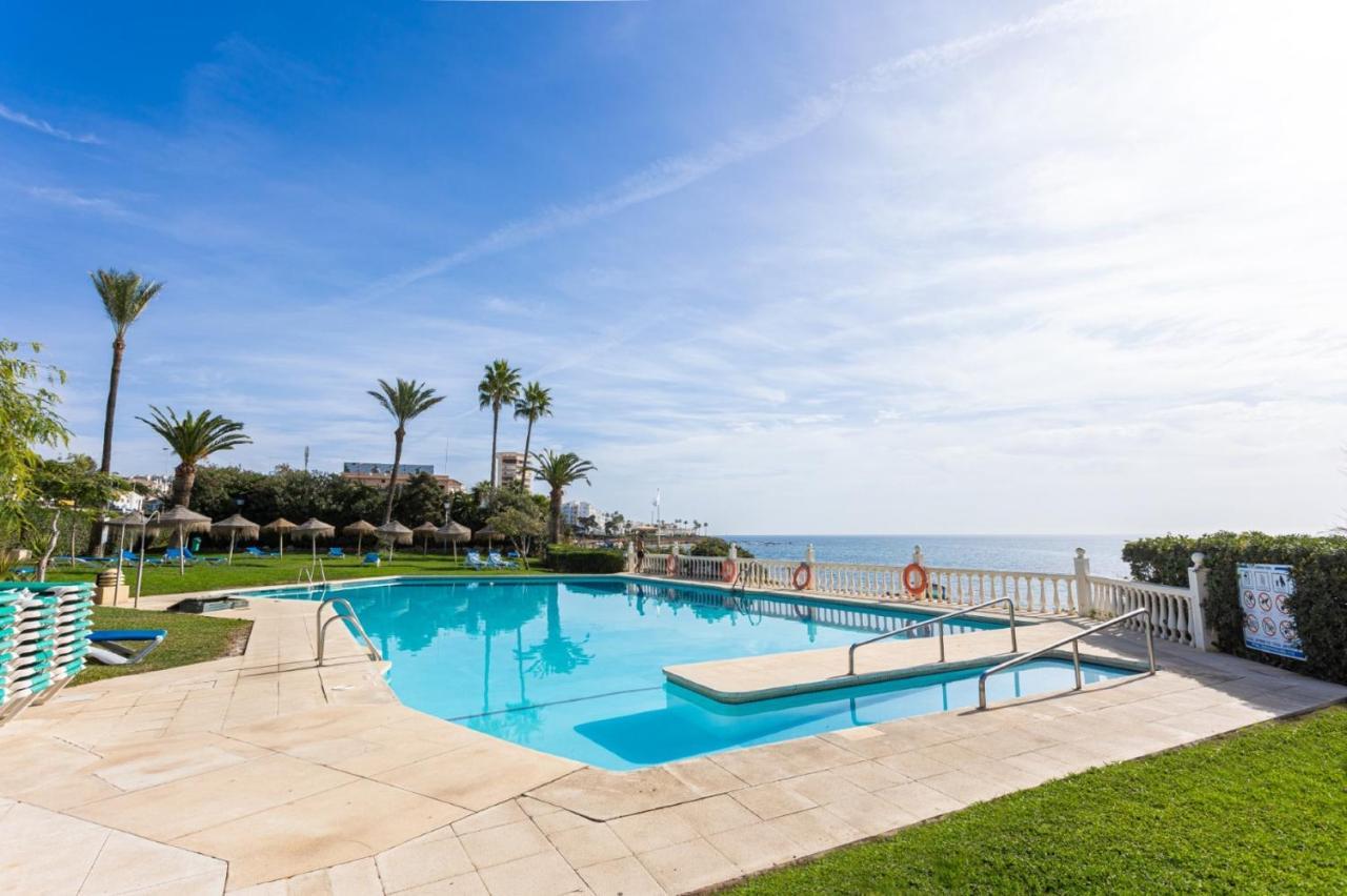 Holidays2Mijas Costa Lubina Del Sol Frontline Beach, Pool, Terrace, Seaview & Parking Ситио-де-Калаонда Экстерьер фото
