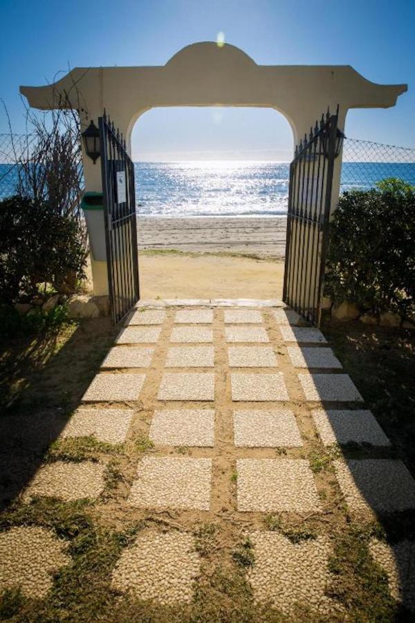Holidays2Mijas Costa Lubina Del Sol Frontline Beach, Pool, Terrace, Seaview & Parking Ситио-де-Калаонда Экстерьер фото